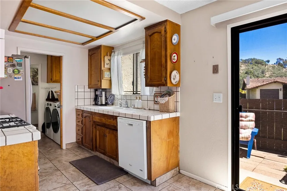 1095 Grieb Drive Arroyo Grande, CA 93420