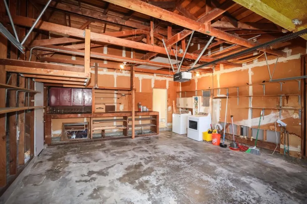 142 Sir Francis Court Capitola, CA 95010