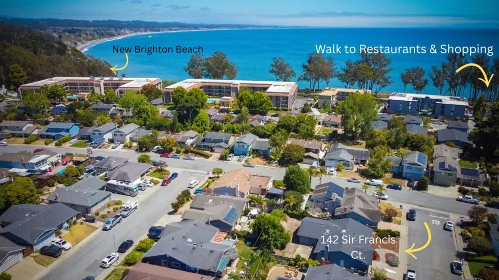 142 Sir Francis Court Capitola, CA 95010