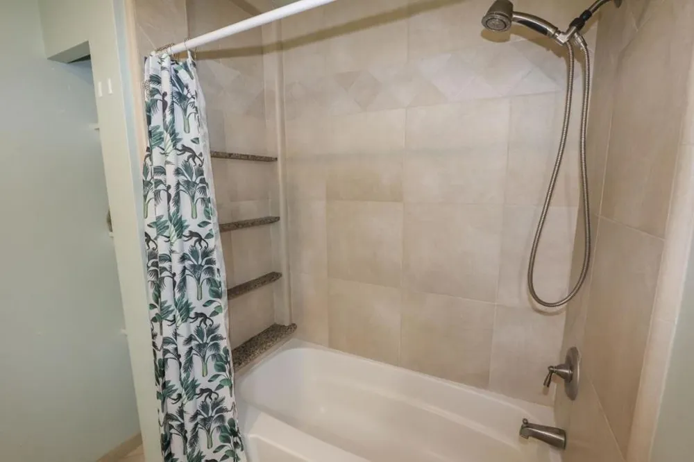 142 Sir Francis Court Capitola, CA 95010