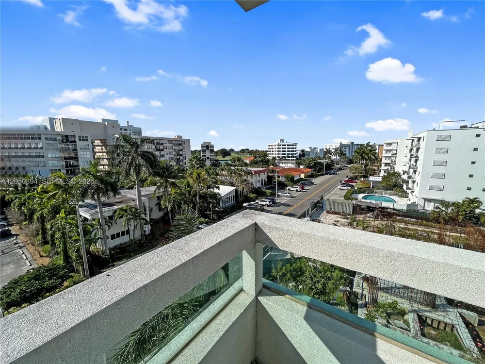 1025 92nd St #601 Bay Harbor Islands, FL 33154