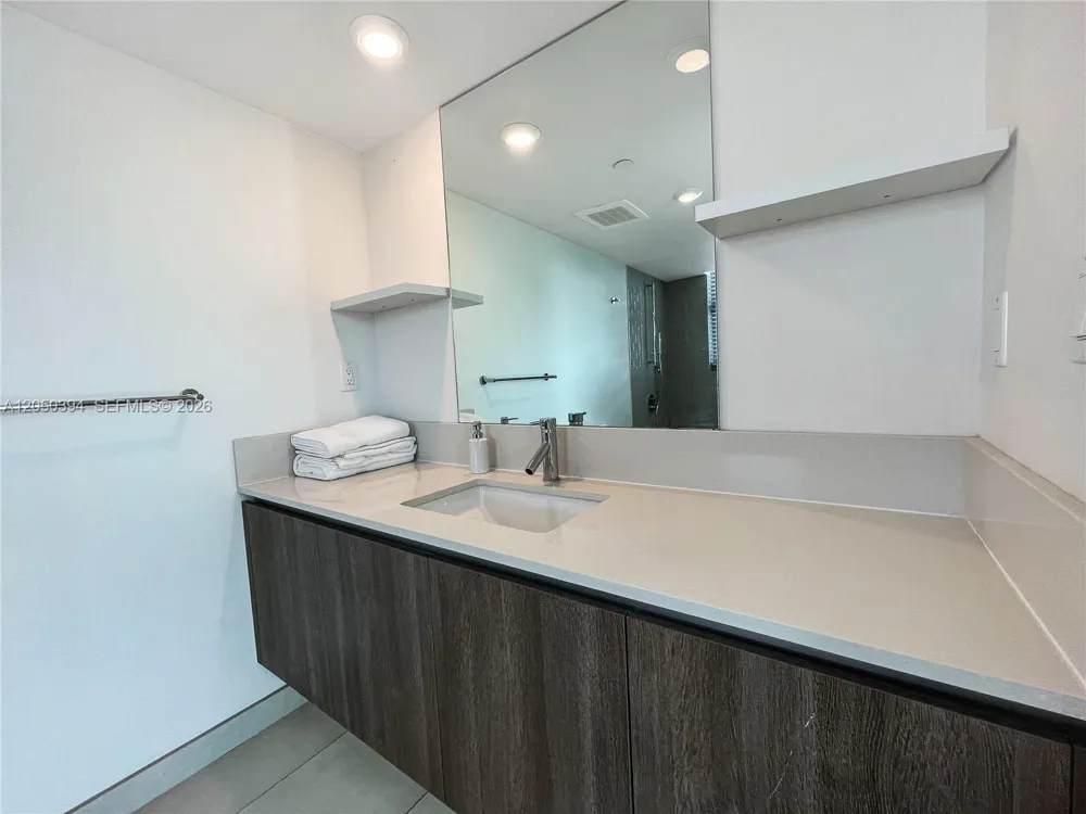 1025 92nd St #601 Bay Harbor Islands, FL 33154
