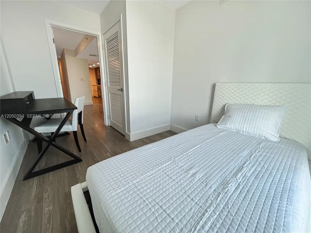 1025 92nd St #601 Bay Harbor Islands, FL 33154