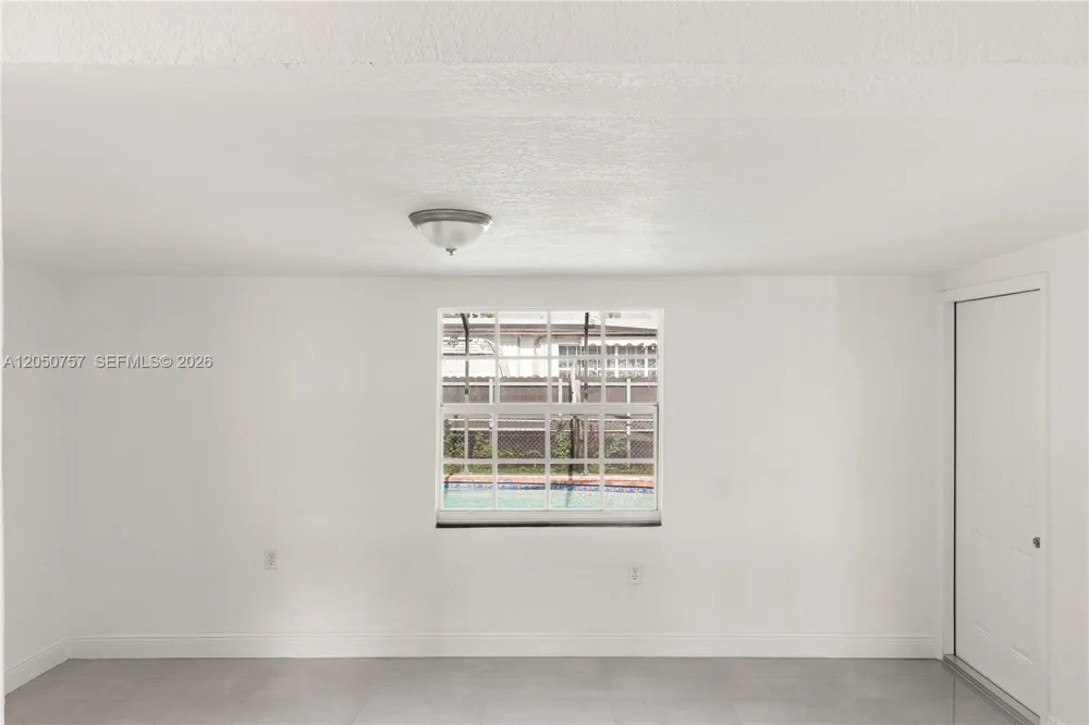 19522 NW 37th Ct Miami Gardens, FL 33055