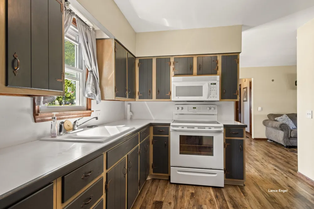 5157 Highland Drive Traverse City, MI 49685