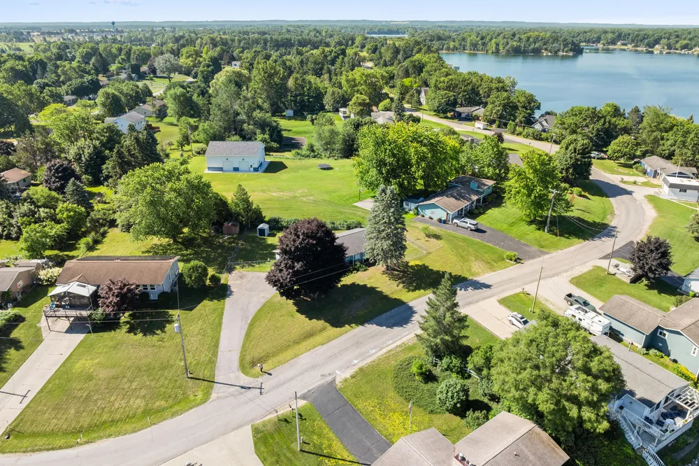 5157 Highland Drive Traverse City, MI 49685