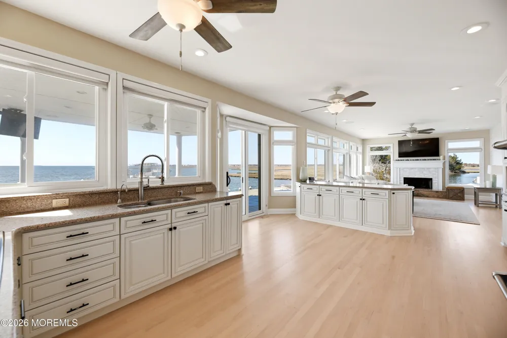 1348 Laurel Boulevard Lanoka Harbor, NJ 08734