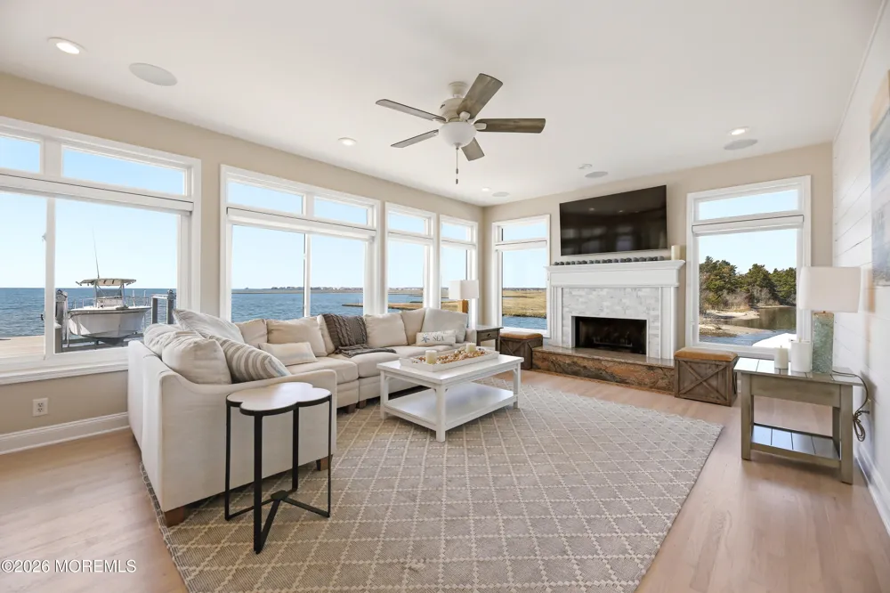 1348 Laurel Boulevard Lanoka Harbor, NJ 08734