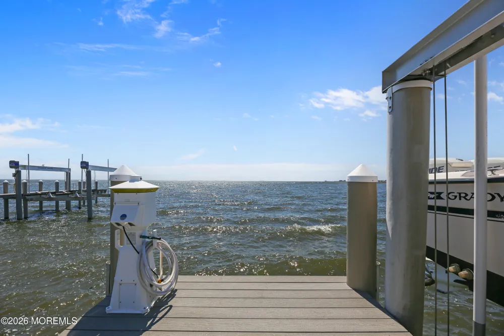 1348 Laurel Boulevard Lanoka Harbor, NJ 08734