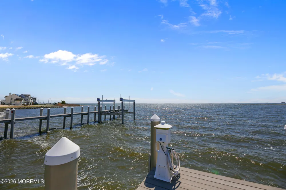 1348 Laurel Boulevard Lanoka Harbor, NJ 08734