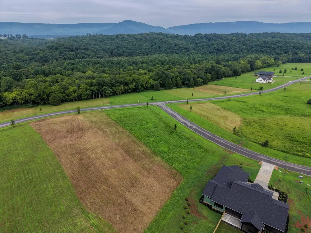 18 Farmview Way Dunlap, TN 37327