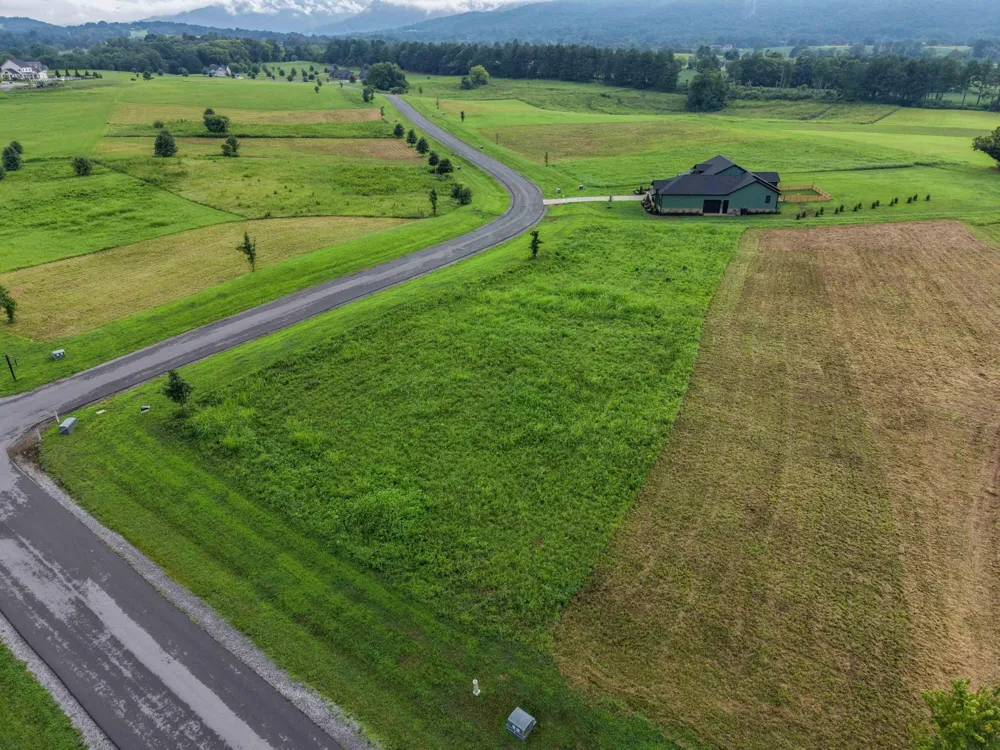 18 Farmview Way Dunlap, TN 37327