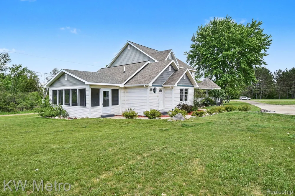 2682 E Haskell Lake Road Frost Township, MI 48625