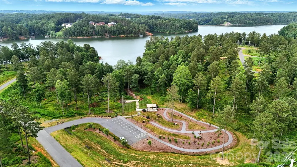 3283 Pyramid Peak Trail Connelly Springs, NC 28612