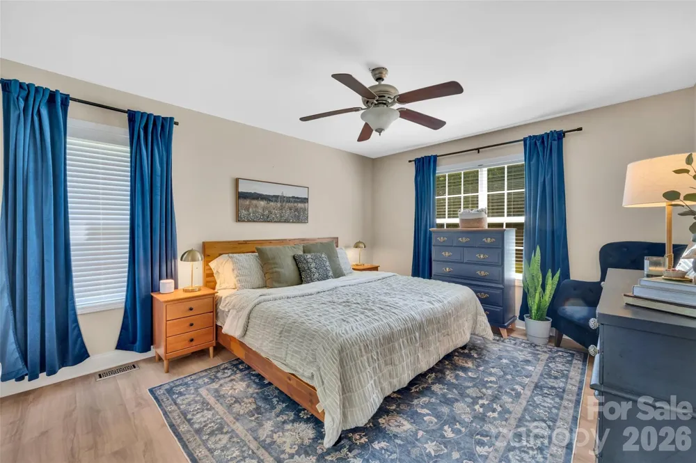 2114 Pinnacle View Drive Kings Mountain, NC 28086
