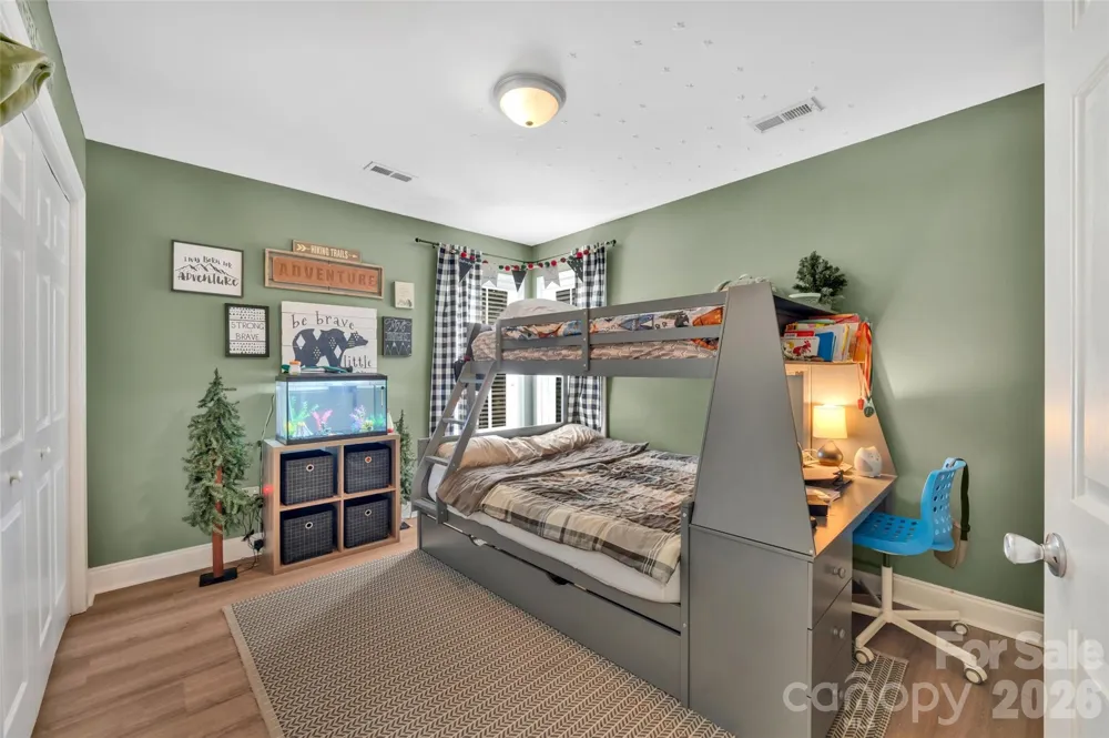 2114 Pinnacle View Drive Kings Mountain, NC 28086