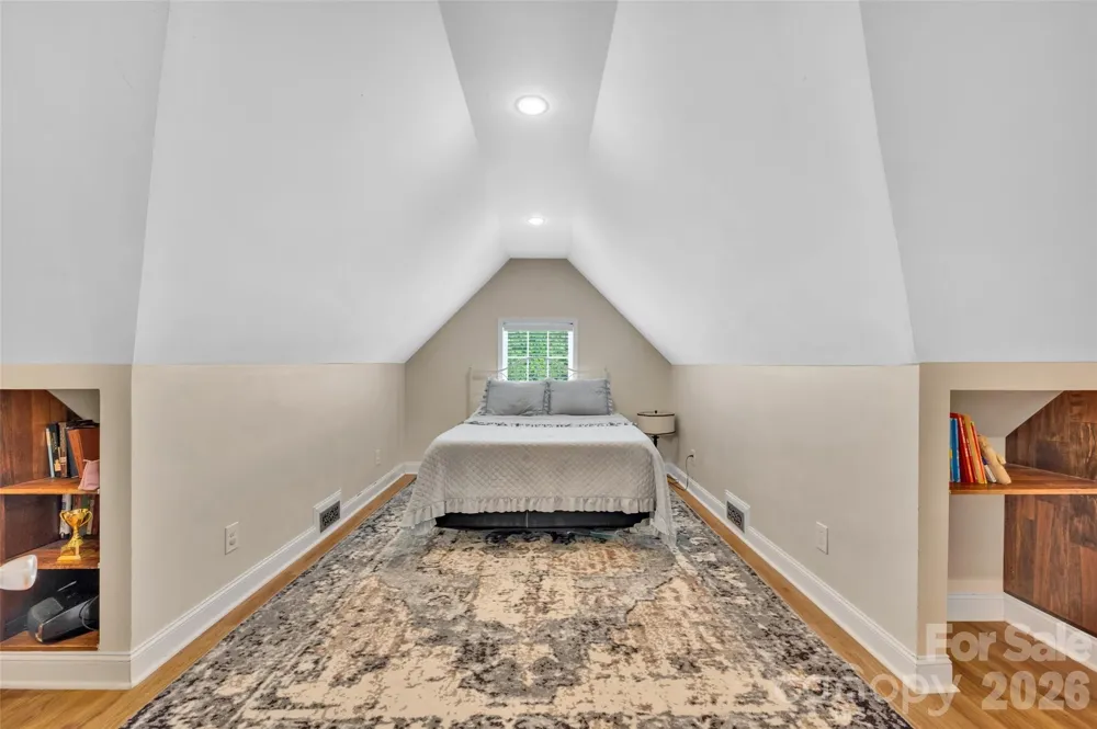 2114 Pinnacle View Drive Kings Mountain, NC 28086