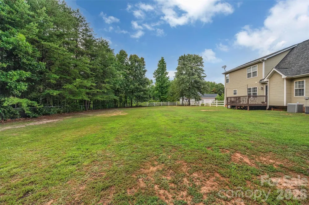 2114 Pinnacle View Drive Kings Mountain, NC 28086