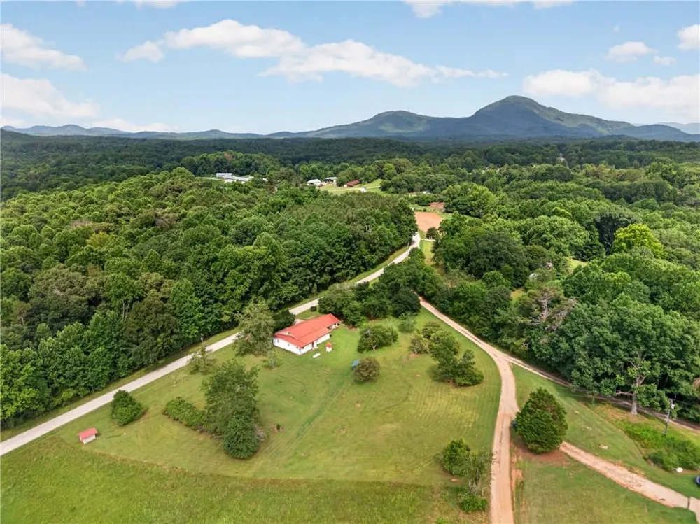 247 Amys Ford Trail Cleveland, GA 30528