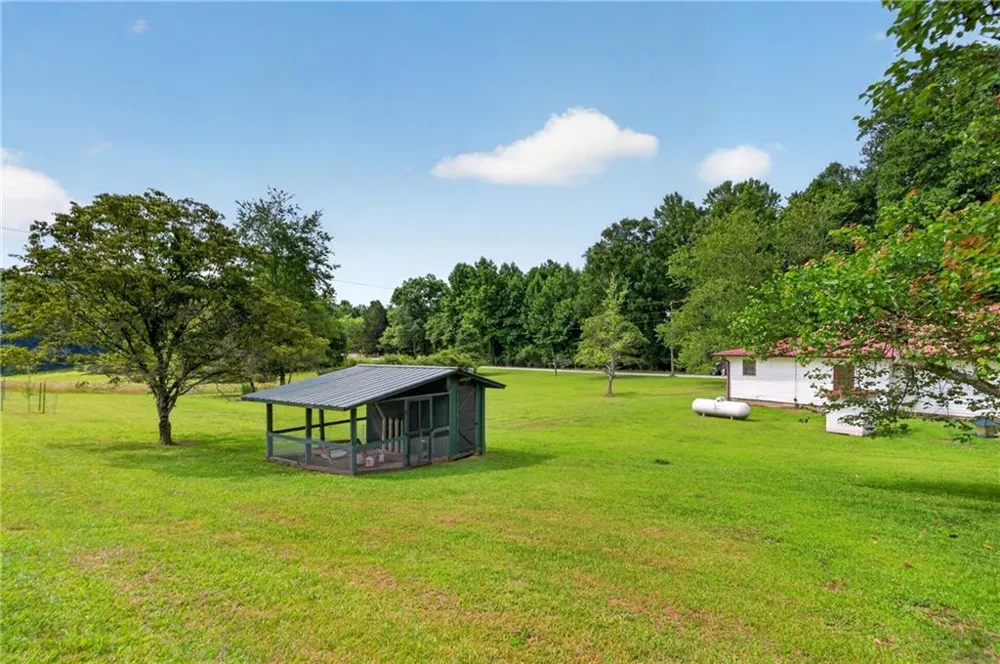 247 Amys Ford Trail Cleveland, GA 30528