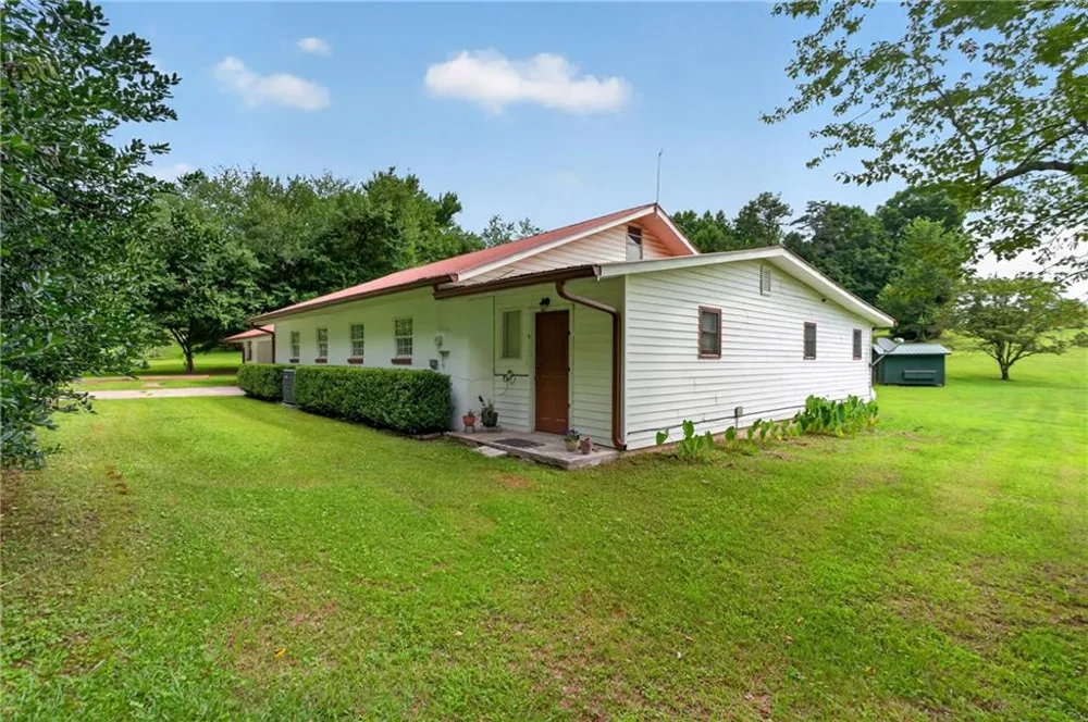 247 Amys Ford Trail Cleveland, GA 30528