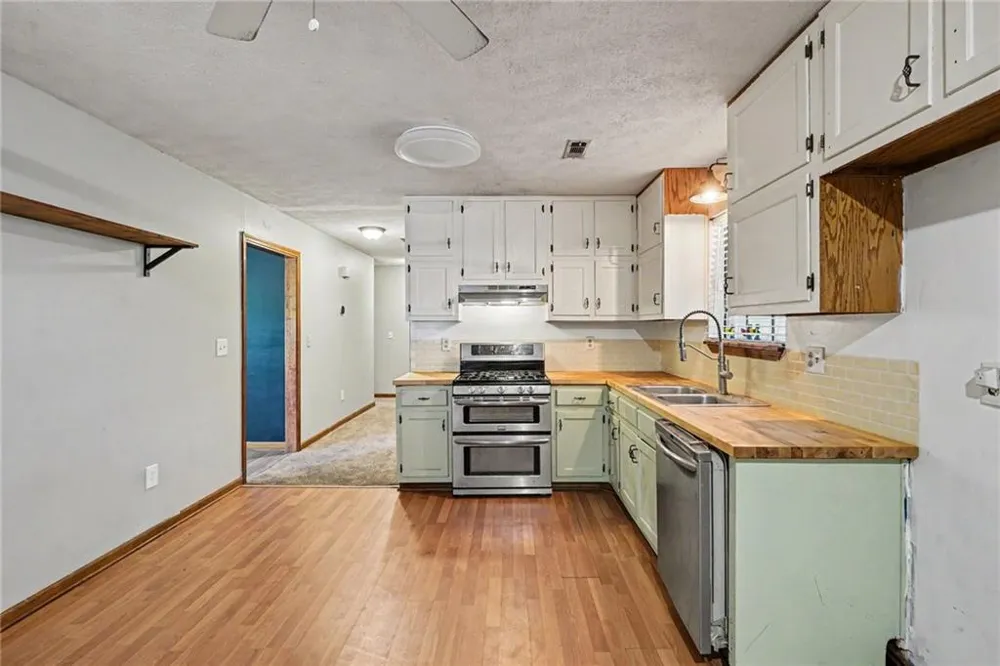 3011 Menlo Park Drive Rex, GA 30273