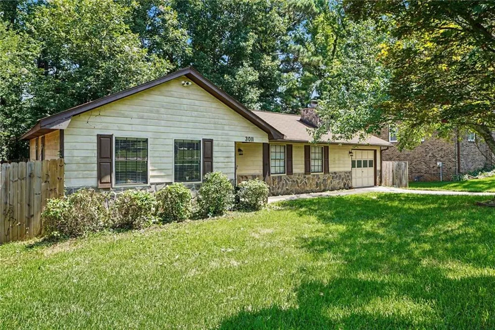 3011 Menlo Park Drive Rex, GA 30273