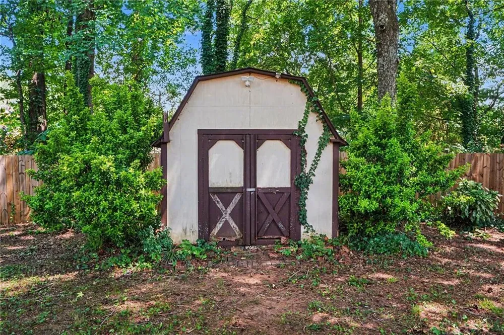 3011 Menlo Park Drive Rex, GA 30273