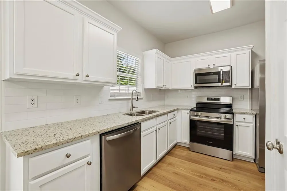 332 Azalea Circle Cumming, GA 30040