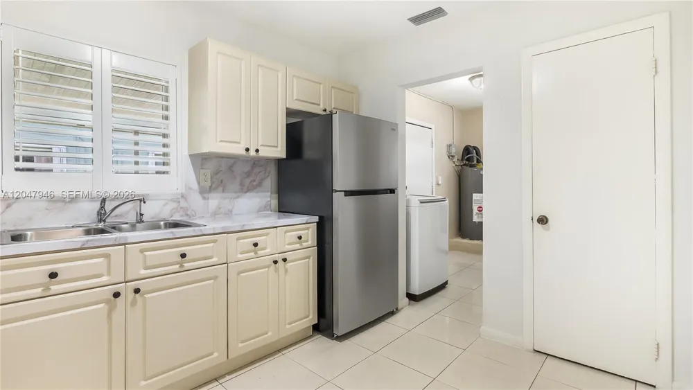 19200 NW 44th Ave Miami Gardens, FL 33055