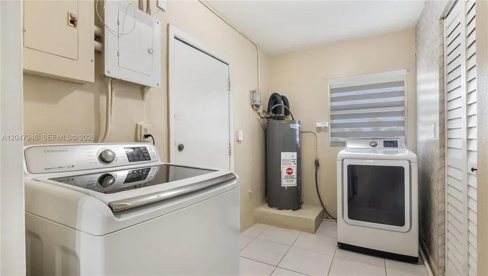 19200 NW 44th Ave Miami Gardens, FL 33055