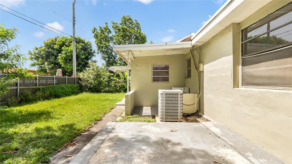 19200 NW 44th Ave Miami Gardens, FL 33055