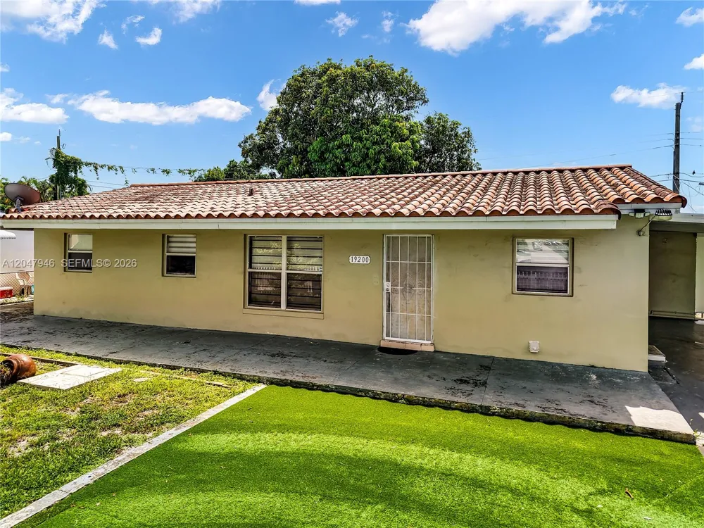 19200 NW 44th Ave Miami Gardens, FL 33055