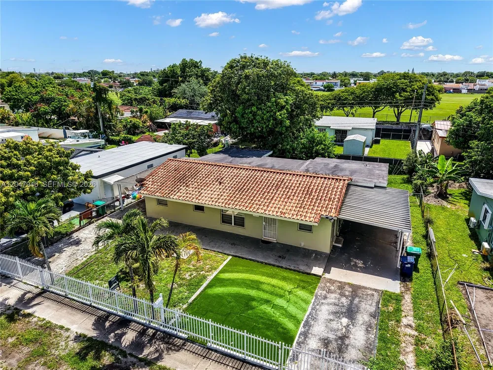 19200 NW 44th Ave Miami Gardens, FL 33055