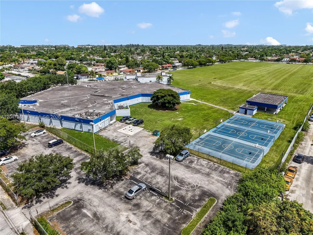 19200 NW 44th Ave Miami Gardens, FL 33055