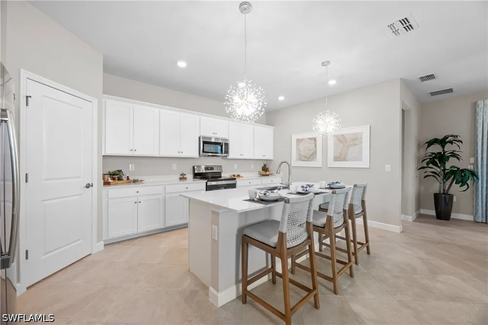 Weston Manor Drive Alva, FL 33920