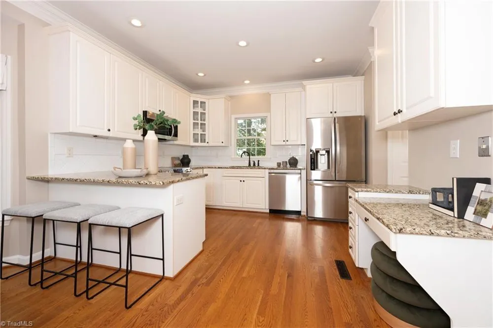 4310 Clarksburg Road Clemmons, NC 27012