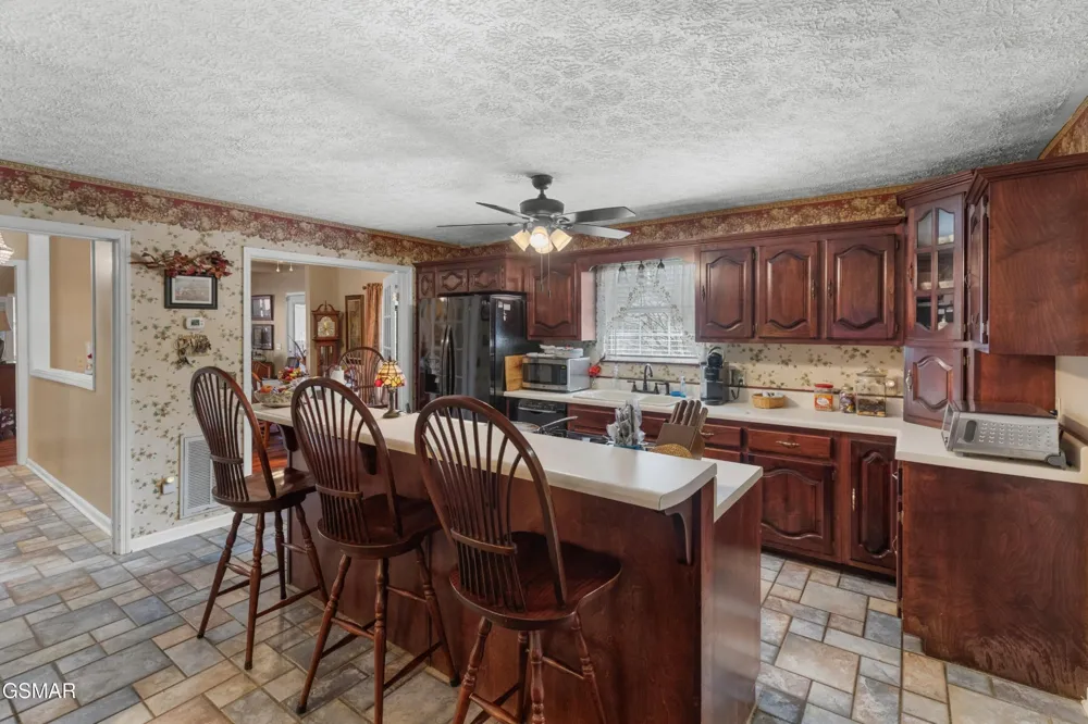 1645 E Main Street Rogersville, TN 37857