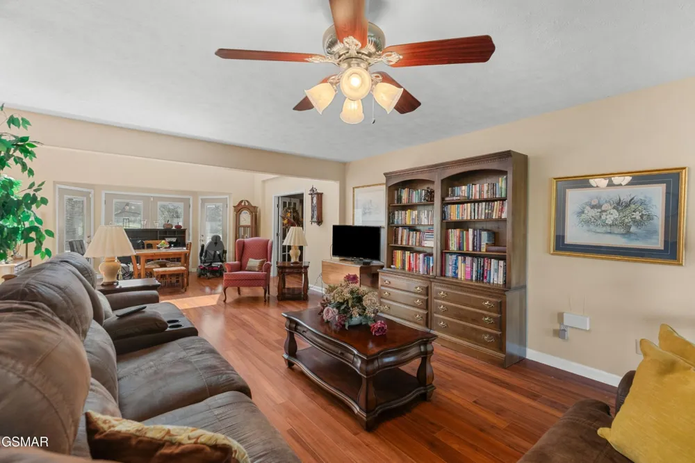 1645 E Main Street Rogersville, TN 37857