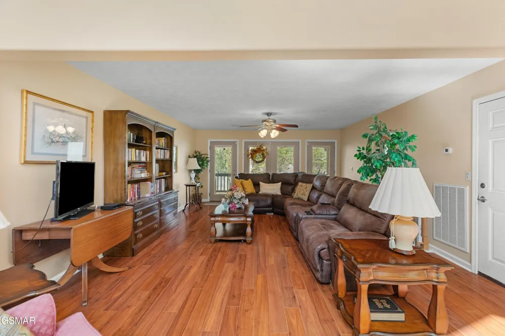 1645 E Main Street Rogersville, TN 37857