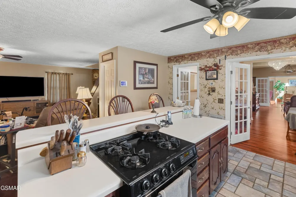 1645 E Main Street Rogersville, TN 37857