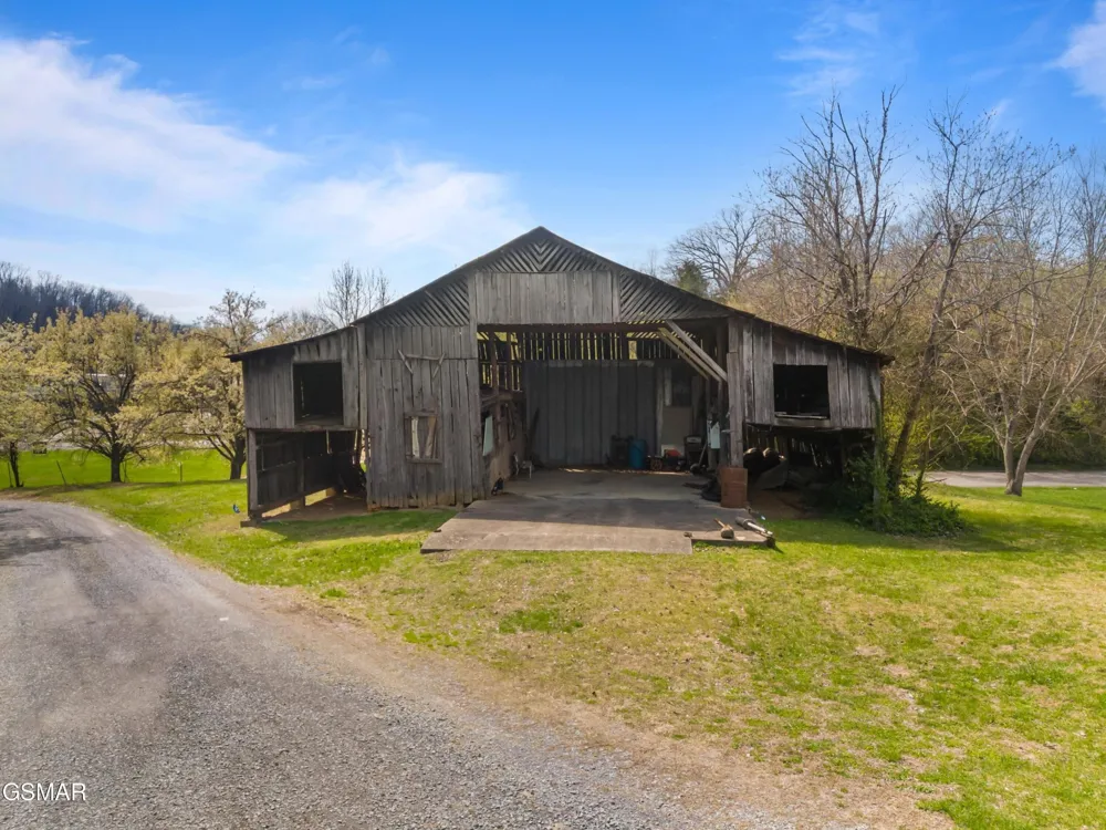 1645 E Main Street Rogersville, TN 37857