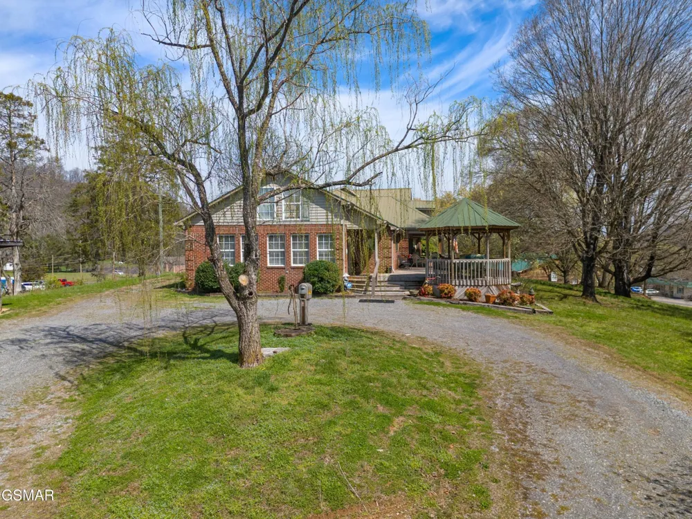 1645 E Main Street Rogersville, TN 37857