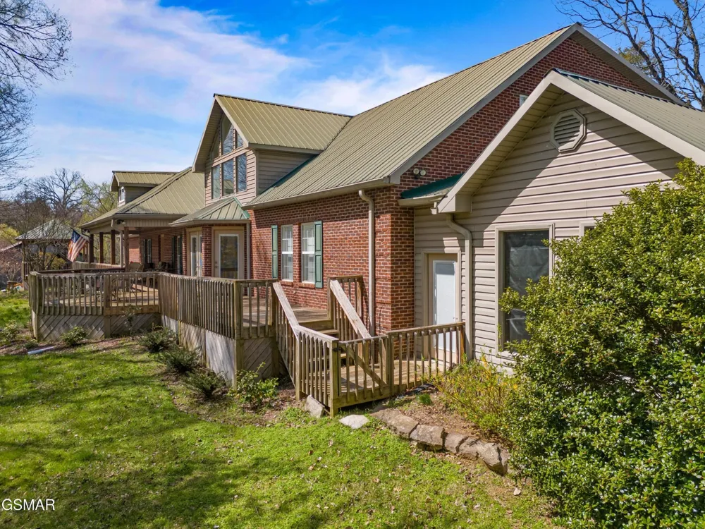 1645 E Main Street Rogersville, TN 37857