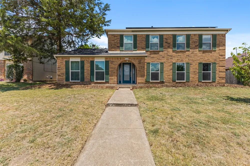 7233 Bayberry Lane Dallas, TX 75249