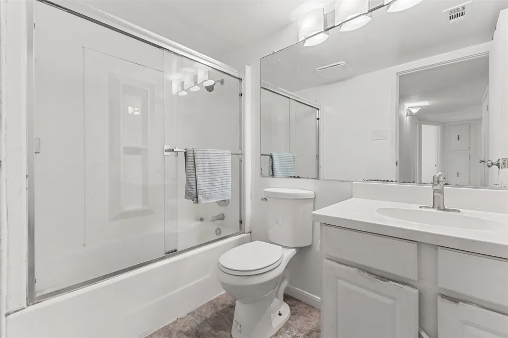 7233 Bayberry Lane Dallas, TX 75249