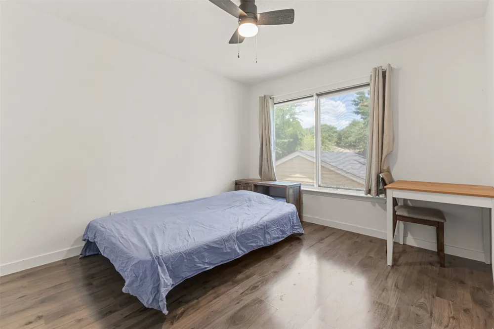 7233 Bayberry Lane Dallas, TX 75249