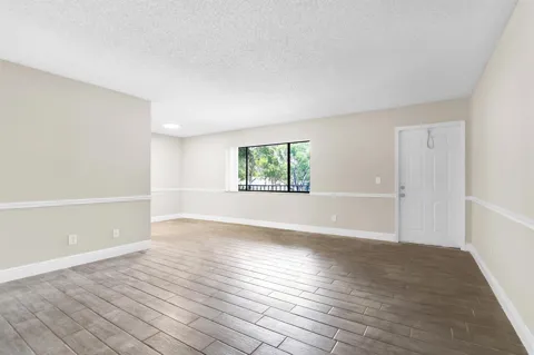 414 Meadows Circle