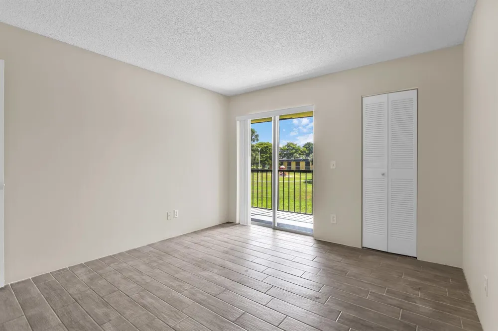 414 Meadows Circle Boynton Beach, FL 33436