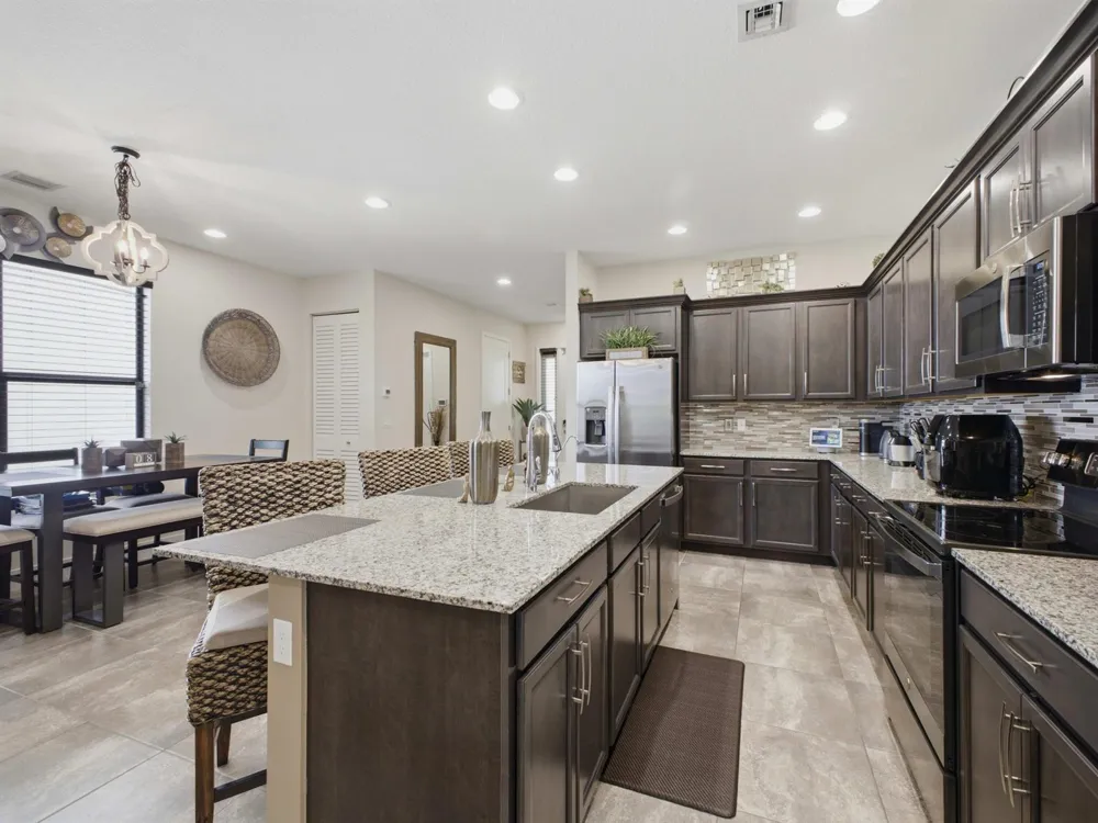 16312 Sandy Shore Drive Westlake, FL 33470